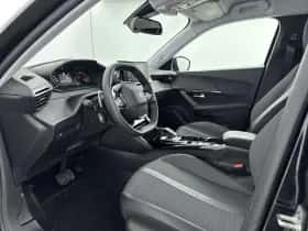 Peugeot 2008 (2021) thumbnail 10