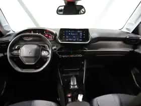 Peugeot 208 (2021) thumbnail 12