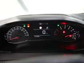 Peugeot 208 (2021) thumbnail 25