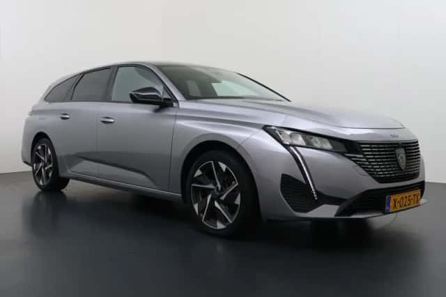 Peugeot 308 (2024) thumbnail 2