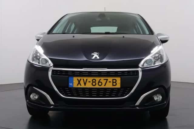 Peugeot 208 (2019) thumbnail 3