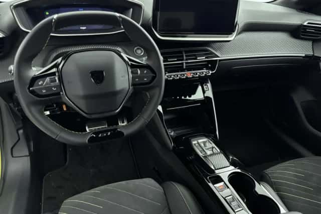Peugeot e-208 (2025) thumbnail 4