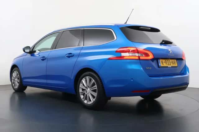 Peugeot 308 (2021) thumbnail 5