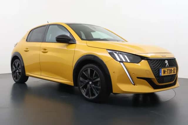 Peugeot 208 (2021) thumbnail 2