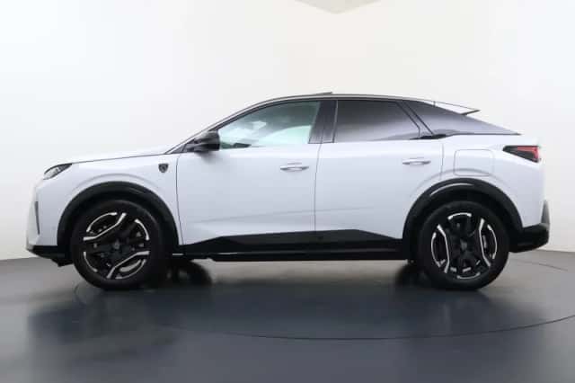 Peugeot e-3008 (2025) thumbnail 5
