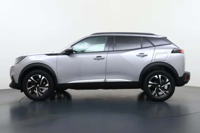 Peugeot 2008 (2021) thumbnail 4