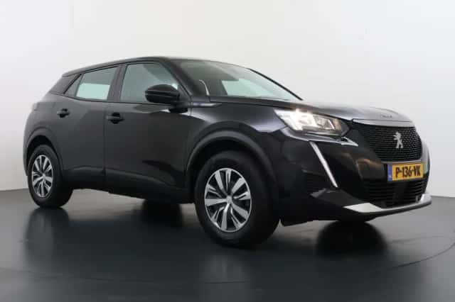Peugeot e-2008 (2022) thumbnail 2