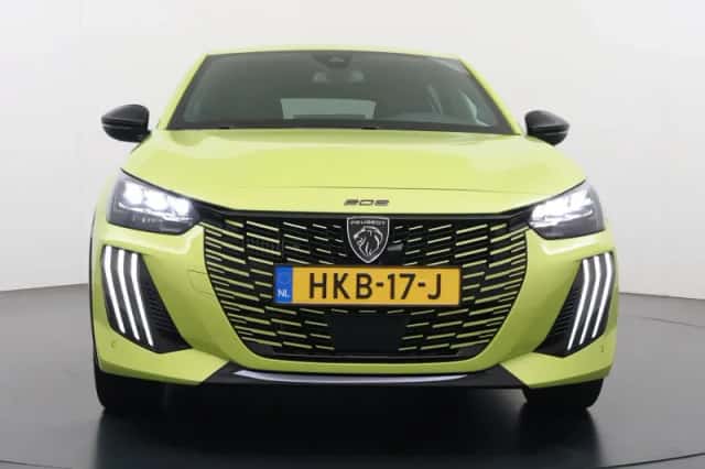 Peugeot 208 (2025) thumbnail 3