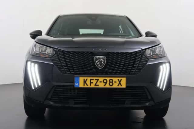 Peugeot 2008 (2025) thumbnail 3