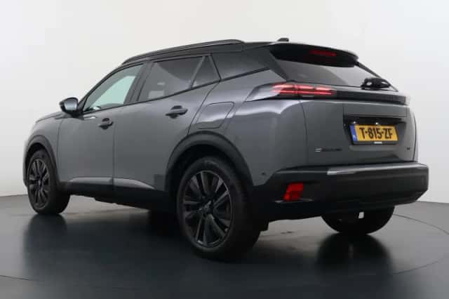 Peugeot e-2008 (2023) thumbnail 6