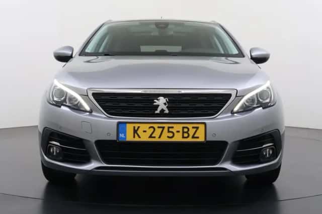 Peugeot 308 (2020) thumbnail 3