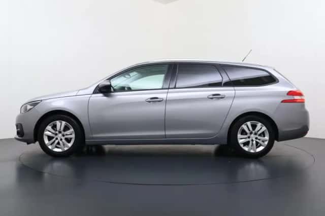 Peugeot 308 (2020) thumbnail 4