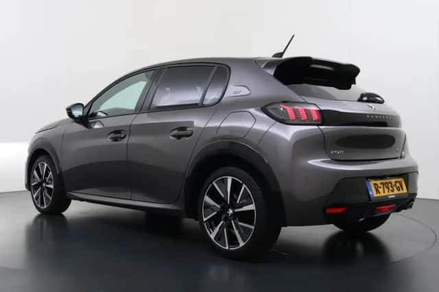 Peugeot 208 (2022) thumbnail 5