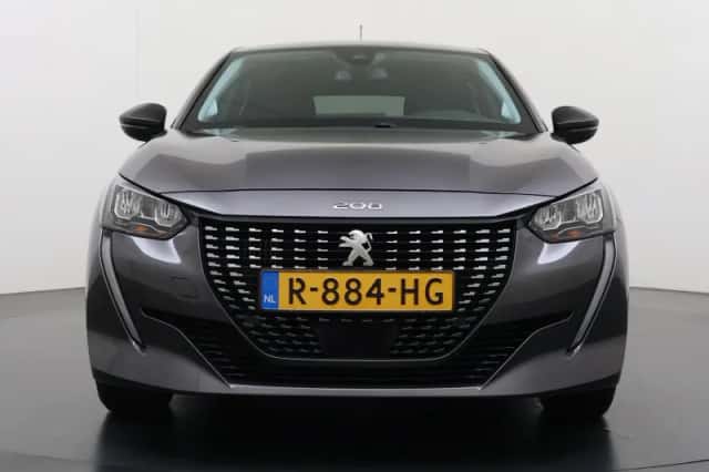 Peugeot 208 (2022) thumbnail 3