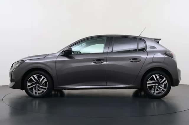 Peugeot 208 (2022) thumbnail 4