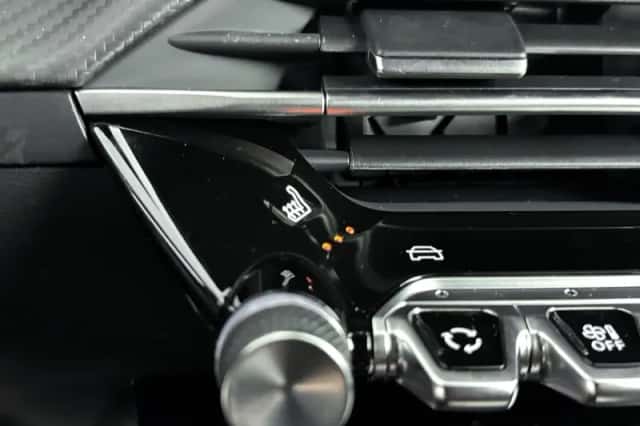 Peugeot e-2008 (2025) thumbnail 27