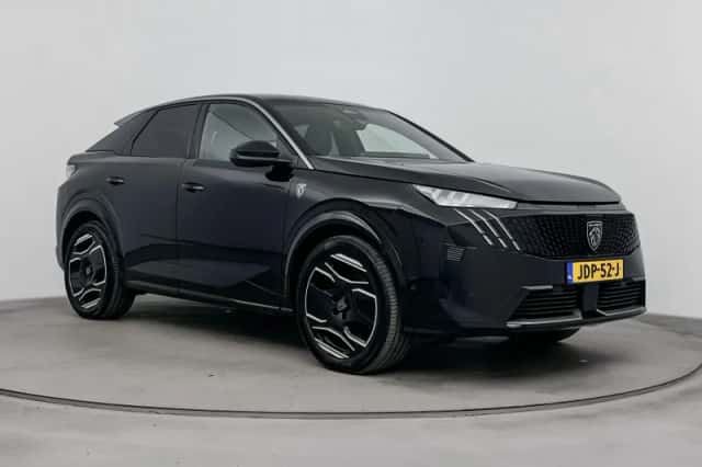 Peugeot e-3008 (2025) thumbnail 2
