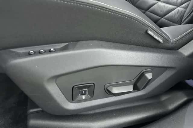 Peugeot e-3008 (2025) thumbnail 20