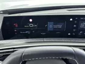 Peugeot e-3008 (2025) thumbnail 10