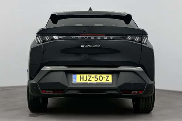 Peugeot e-3008 (2025) thumbnail 6