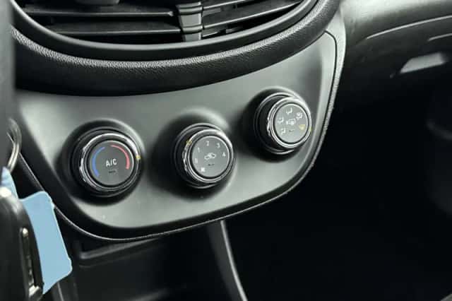 Opel Karl (2019) thumbnail 18