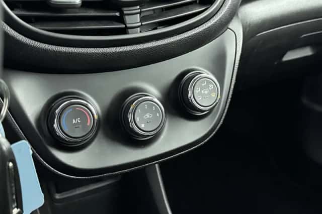 Opel Karl (2019) thumbnail 19