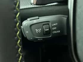 Peugeot 2008 (2023) thumbnail 15