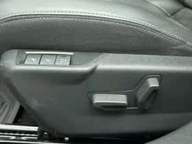 Peugeot 2008 (2023) thumbnail 25