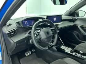 Peugeot 2008 (2023) thumbnail 10