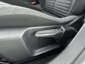 Peugeot e-208 (2023) thumbnail 27