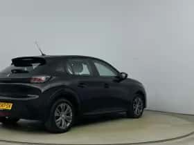 Peugeot e-208 (2023) thumbnail 5