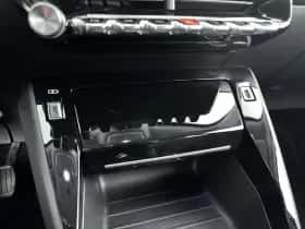 Peugeot 2008 (2022) thumbnail 22