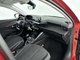 Peugeot 208 (2021) thumbnail 12