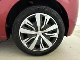 Peugeot 208 (2021) thumbnail 26