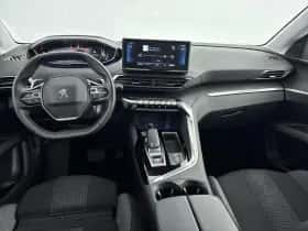 Peugeot 5008 (2022) thumbnail 11