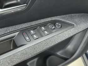 Peugeot 5008 (2022) thumbnail 15