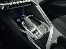 Peugeot 5008 (2022) thumbnail 24