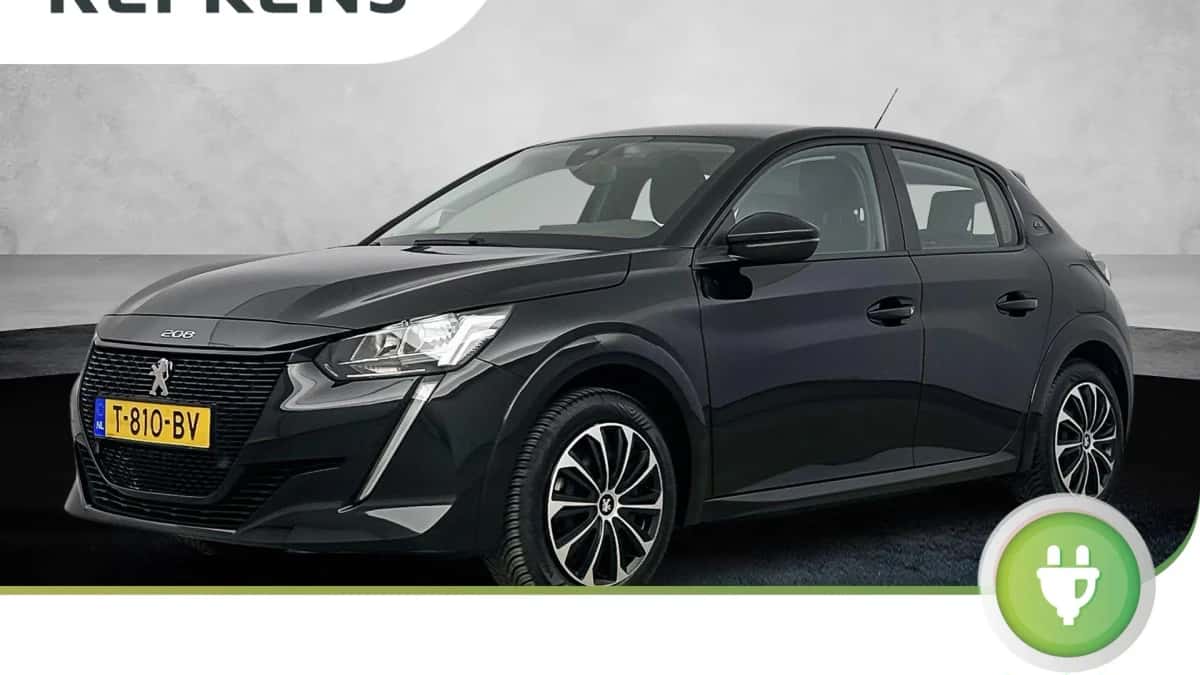 Peugeot e-208 (2023) — foto 1