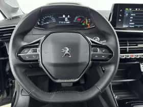 Peugeot e-208 (2023) thumbnail 17