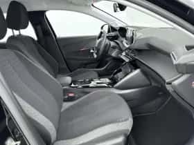 Peugeot e-208 (2023) thumbnail 29
