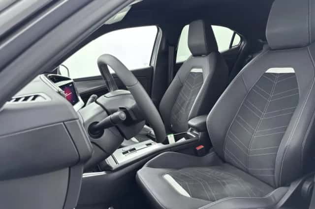 Opel Mokka (2025) thumbnail 9