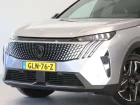 Peugeot 3008 (2024) thumbnail 8