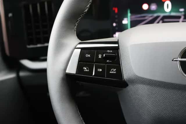 Opel Astra (2025) thumbnail 23