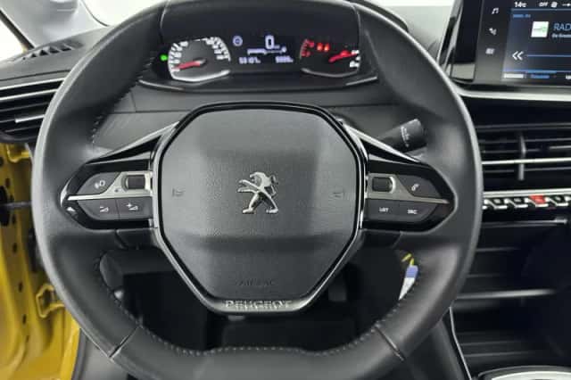 Peugeot 208 (2022) thumbnail 16
