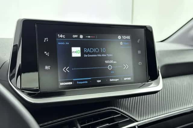 Peugeot 208 (2022) thumbnail 19