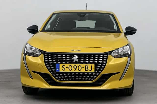 Peugeot 208 (2022) thumbnail 8
