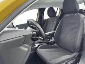 Peugeot 208 (2022) thumbnail 9