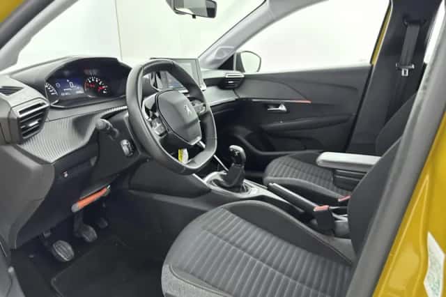 Peugeot 208 (2022) thumbnail 10