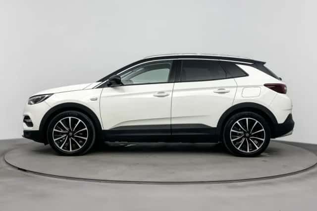 Opel Grandland X (2021) thumbnail 2