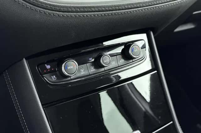 Opel Grandland X (2021) thumbnail 22